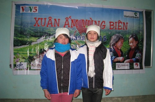 Xuân ấm vùng biên - ảnh 3